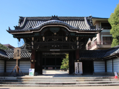 近松真定、顕証寺